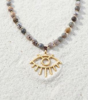 Collares